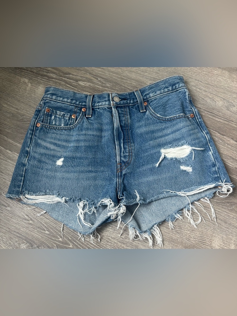 Levi's Women’s Distressed Blue Denim Cutoff Shorts Size 29